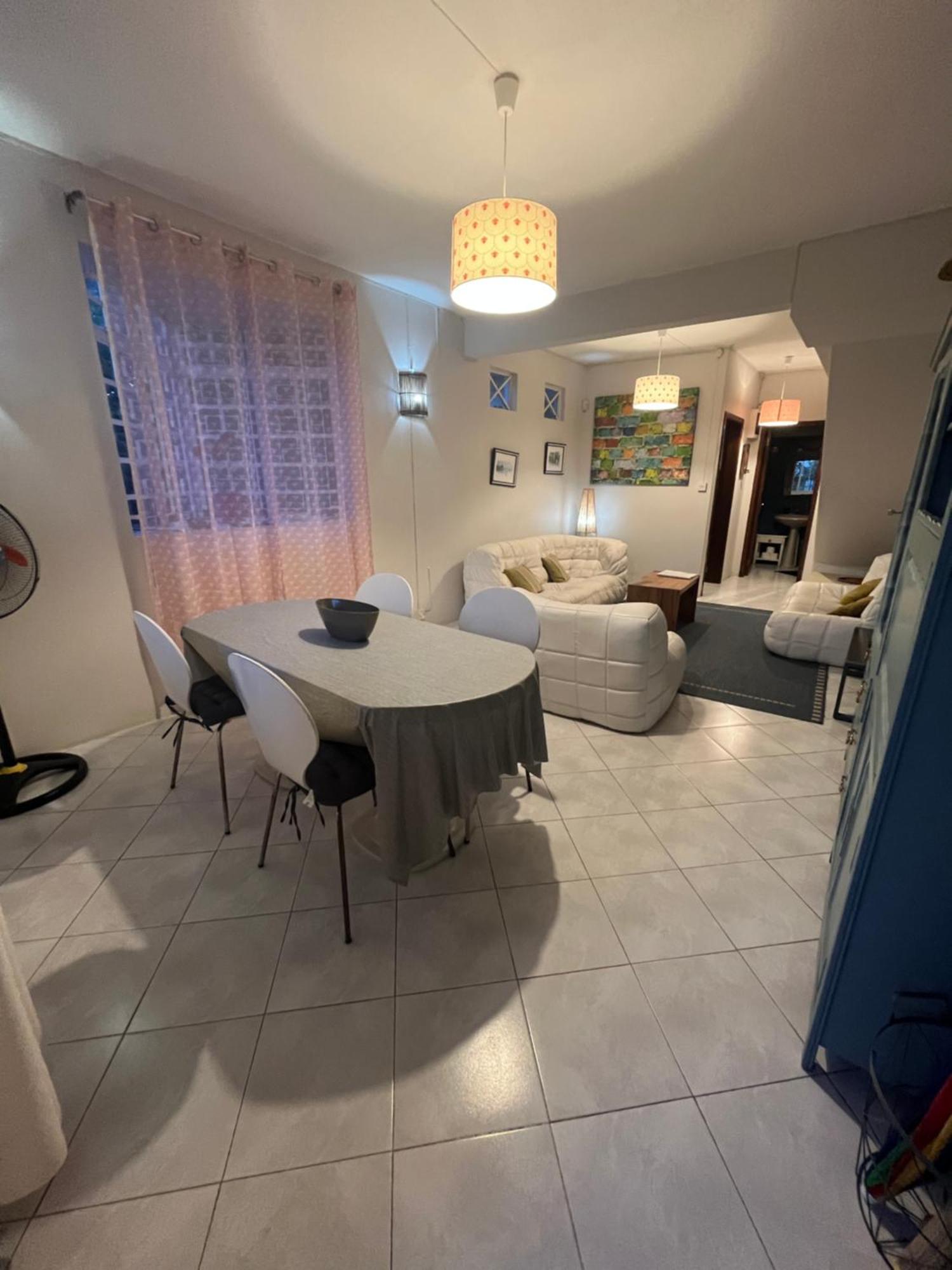 Maison Sandra Montchoisy Ngoại thất bức ảnh